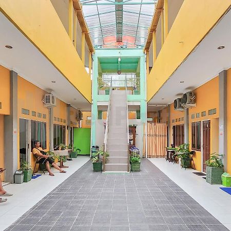 Отель Griya Tambun Raya Redpartner Tumbangrungan Экстерьер фото